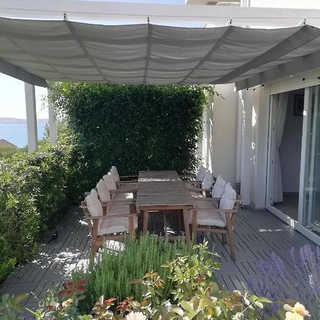 House Natali 70M From The Beach - Free Ev Top Up Rtina Exteriör bild