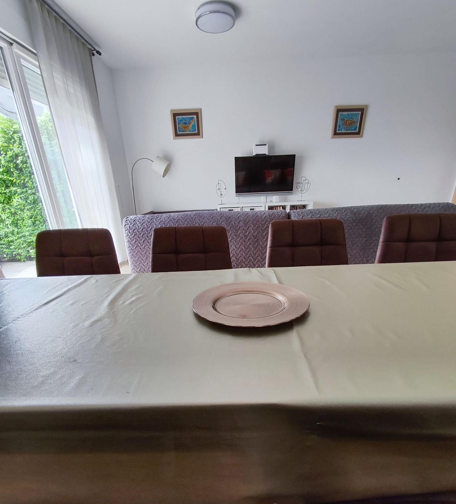 House Natali 70M From The Beach - Free Ev Top Up Rtina Exteriör bild